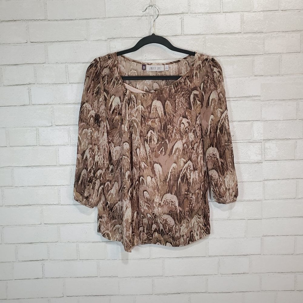 Jennifer Lopez cute blouse
